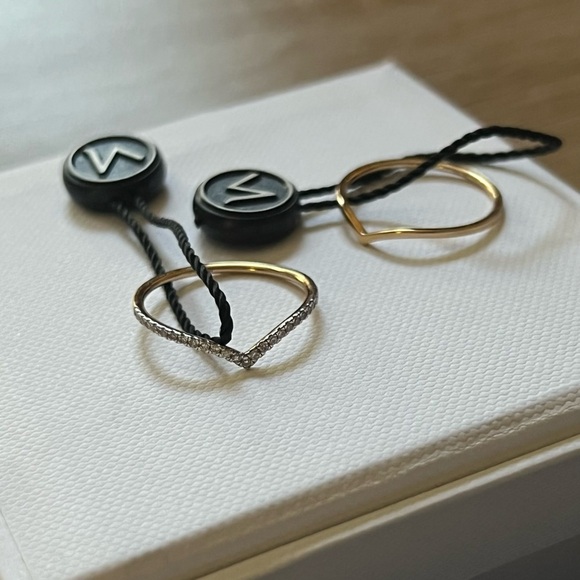 Mejuri Wishbone Stacker Set NEW! - Picture 4 of 11